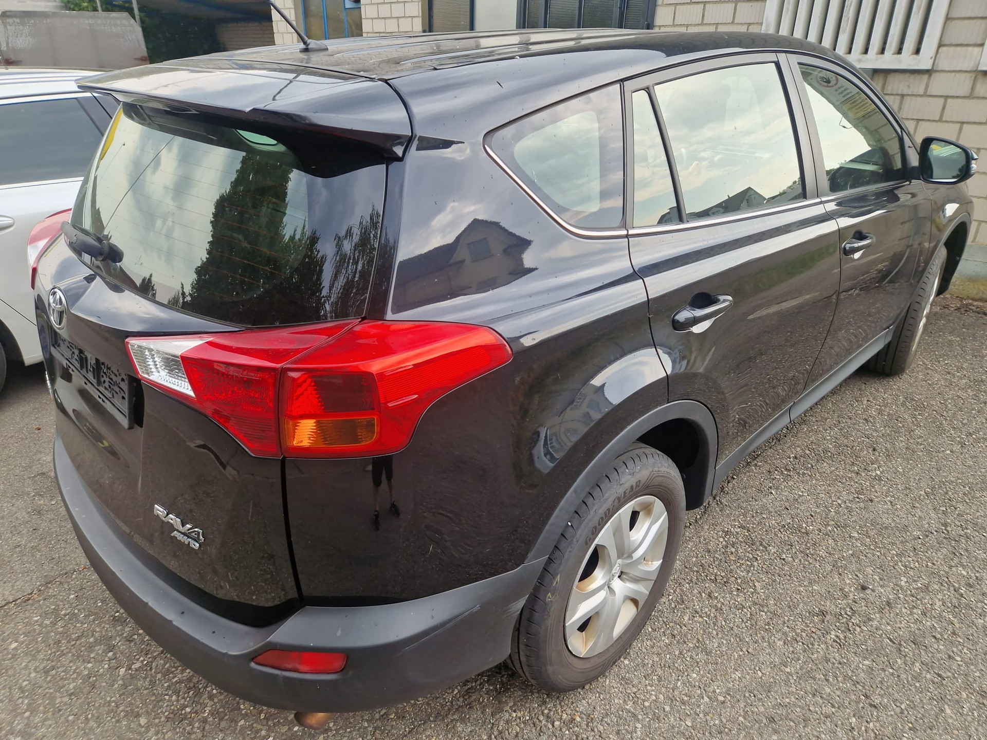 TOYOTA RAV-4 2.0 16V Sol-image-2
