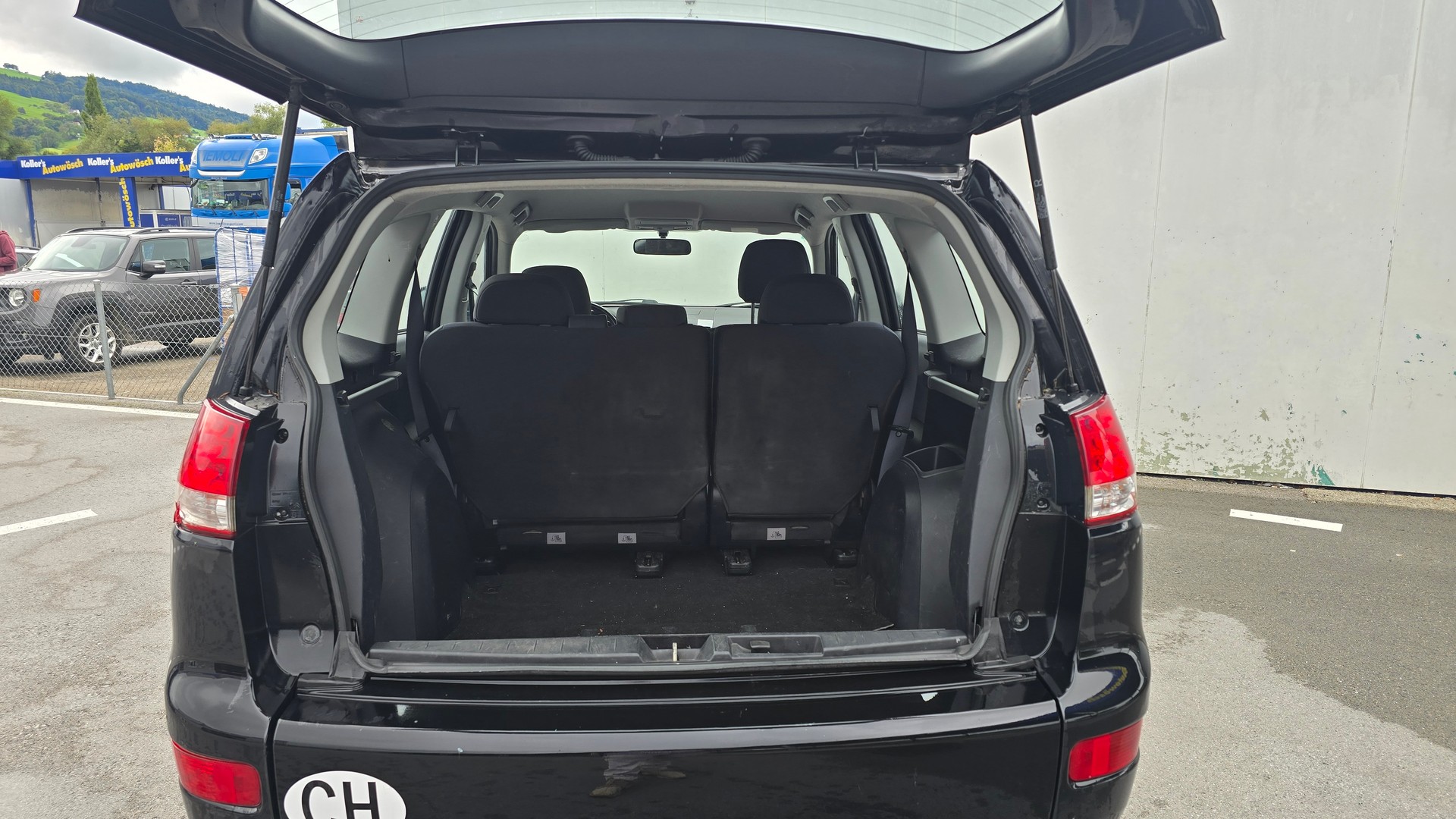CITROEN C-Crosser 2.2 HDi Essentiel (X)-image-7