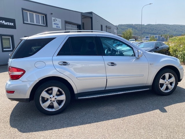 MERCEDES-BENZ ML 350 BlueTEC 4Matic 7G-Tronic-image-3