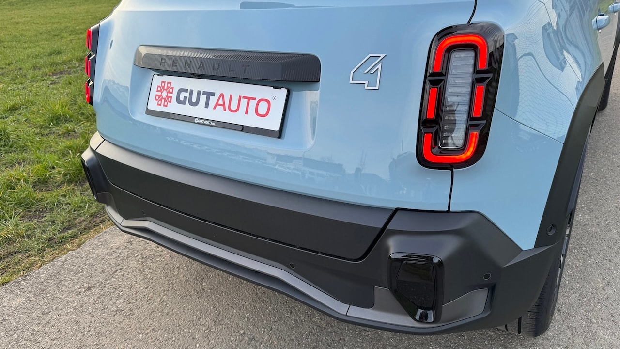 RENAULT R4 E-Tech Comfort Range 52 kWh Iconic * Vollausstattung * Toutes Options *-image-11