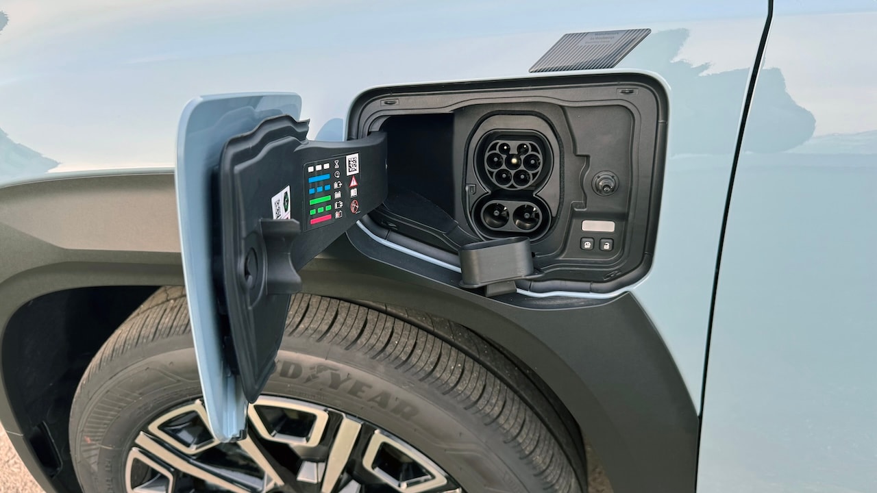 RENAULT R4 E-Tech Comfort Range 52 kWh Iconic * Vollausstattung * Toutes Options *-image-10