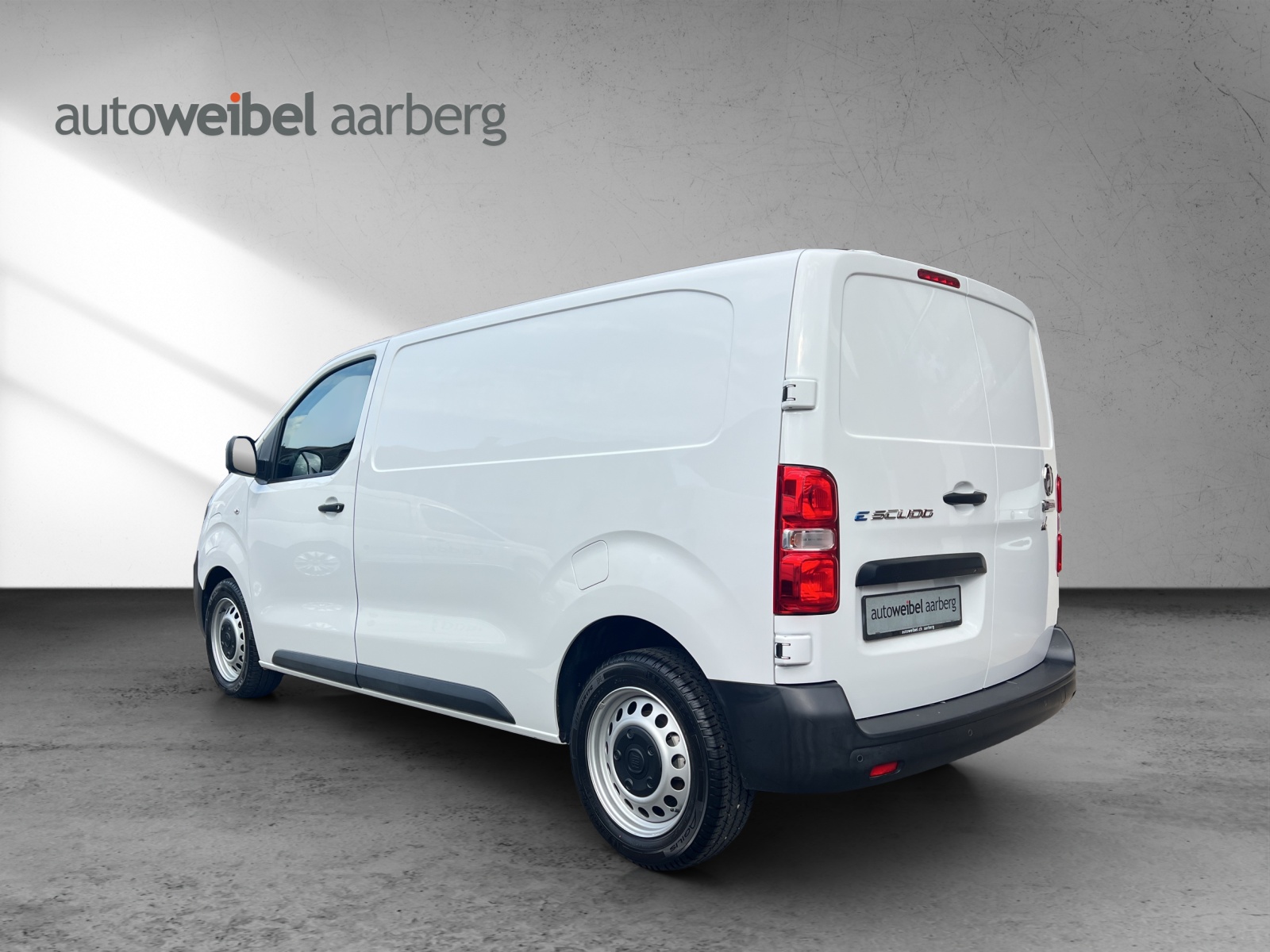 FIAT E-Scudo 50kWh L2 Base Worker-image-3