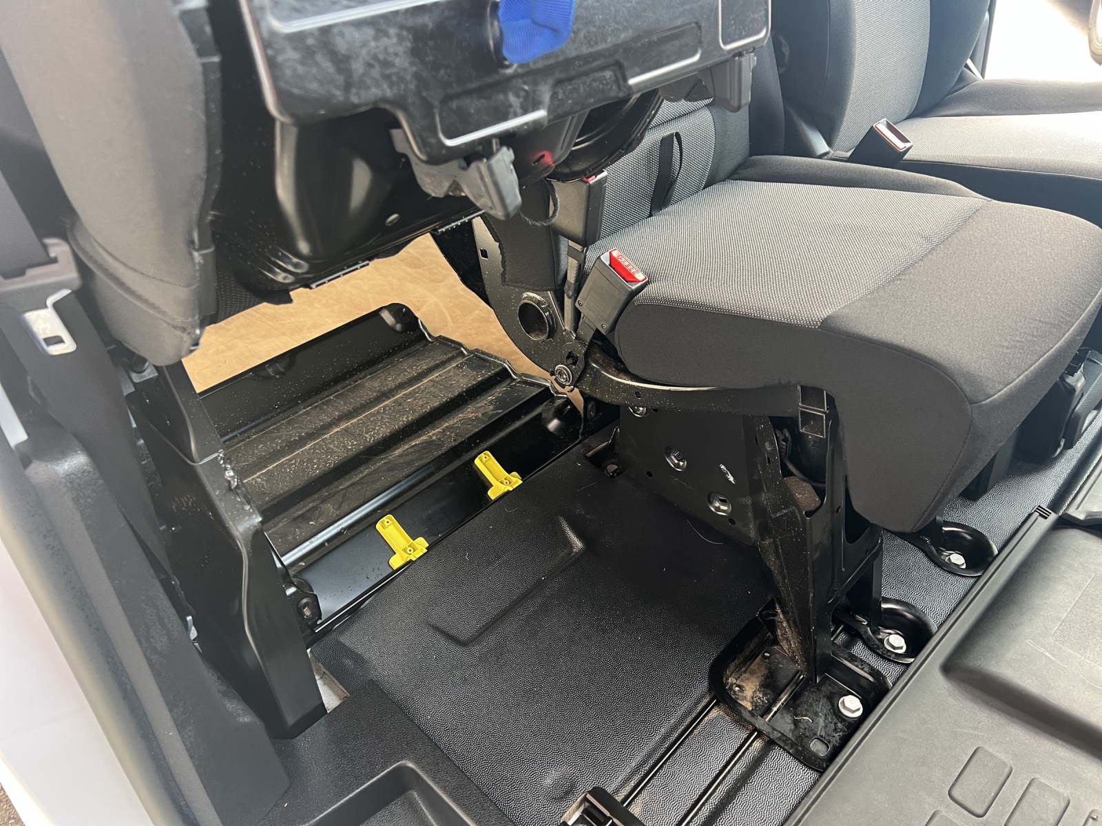 FIAT E-Scudo 50kWh L2 Base Worker-image-15