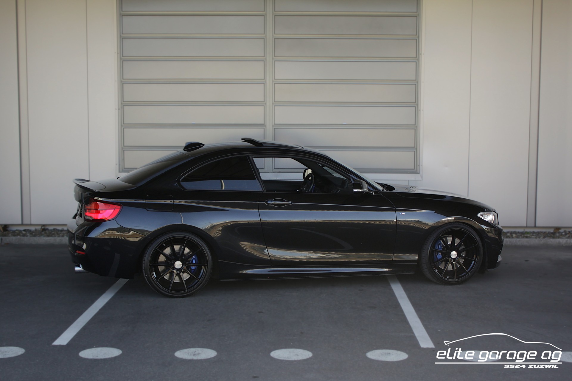 BMW M235i xDrive Steptronic M-Performance-image-4