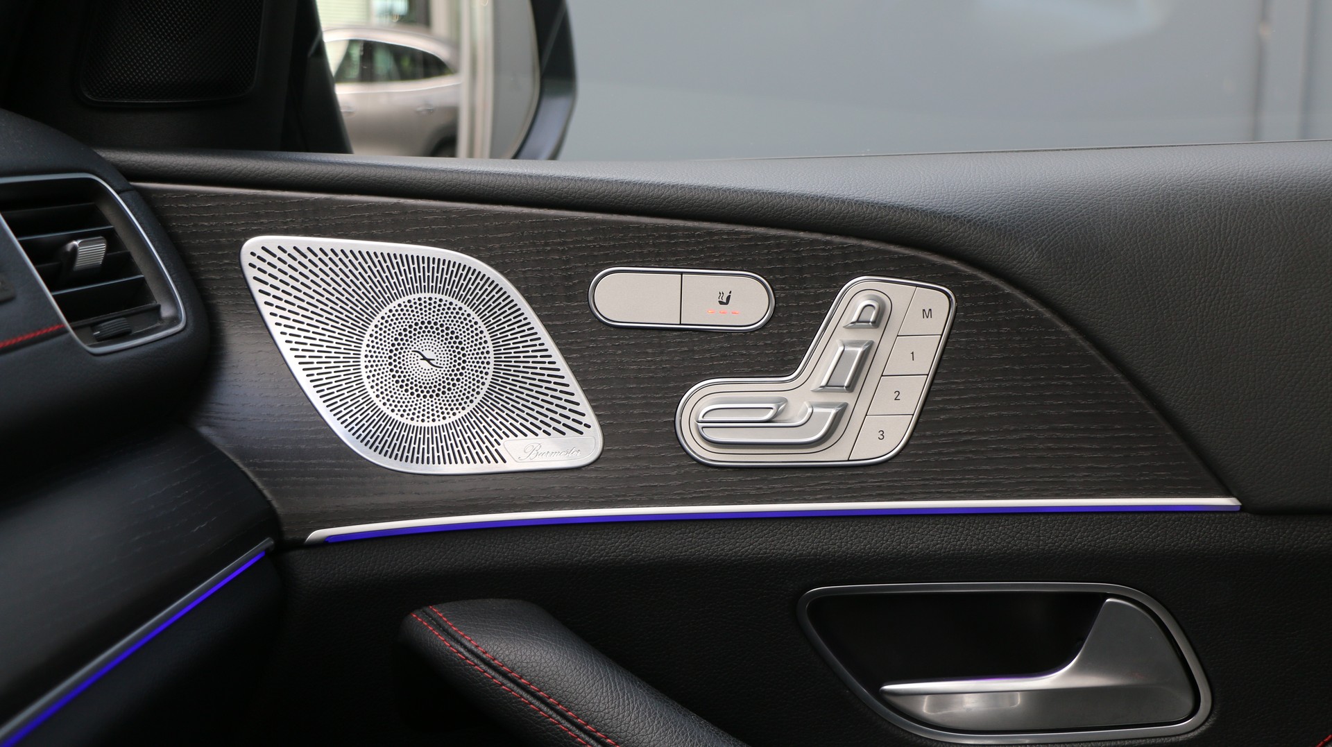 MERCEDES-BENZ GLE 53 AMG 4Matic+-image-17