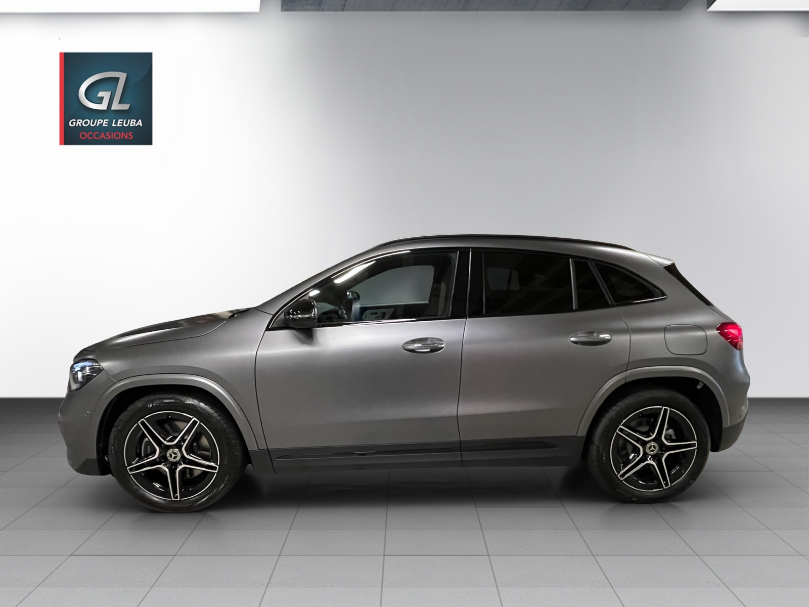 MERCEDES-BENZ GLA 250 4Matic 8G-DCT Swiss Star-image-2