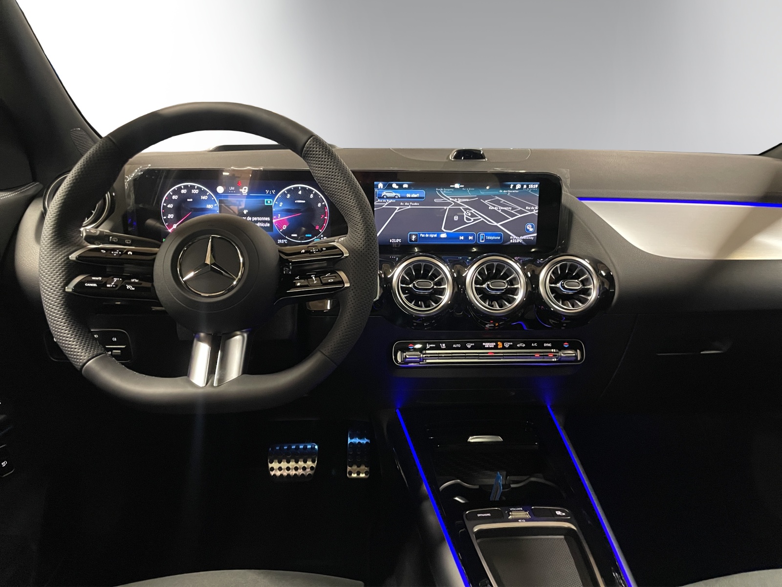 Image MERCEDES-BENZ GLA-250 GLA 250 4Matic 8G-DCT Swiss Star