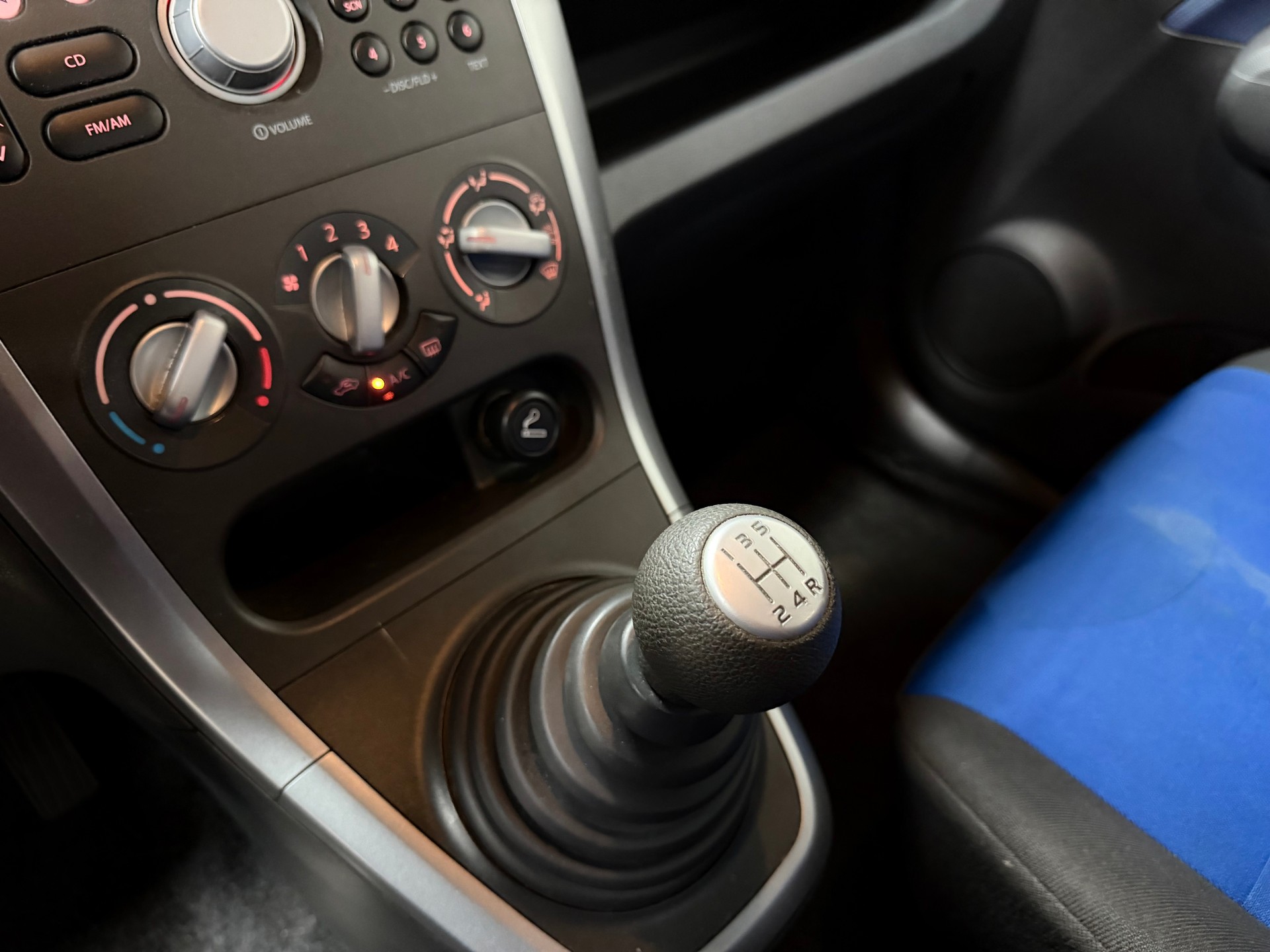 OPEL Agila 1.2 Enjoy-image-11