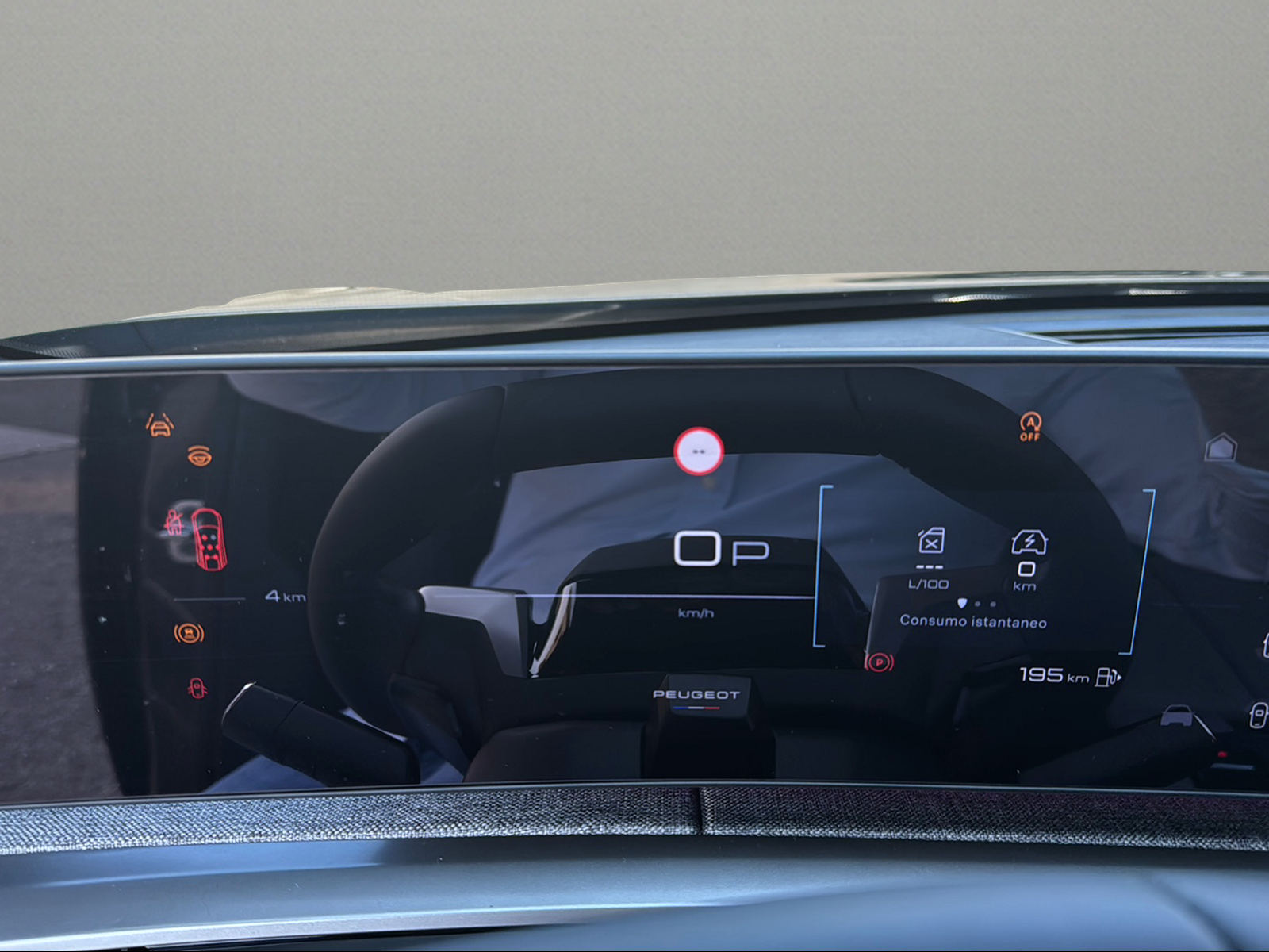 PEUGEOT 5008 145 Hybrid e-DCS6 Allure-image-5