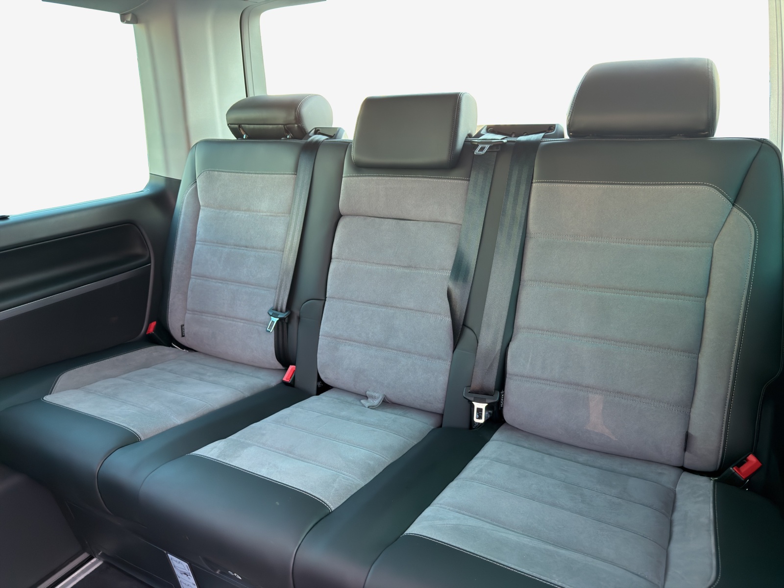 VW T6.1 Multivan 2.0 Bi-TDI Highline Liberty 4Mot. DSG-image-13