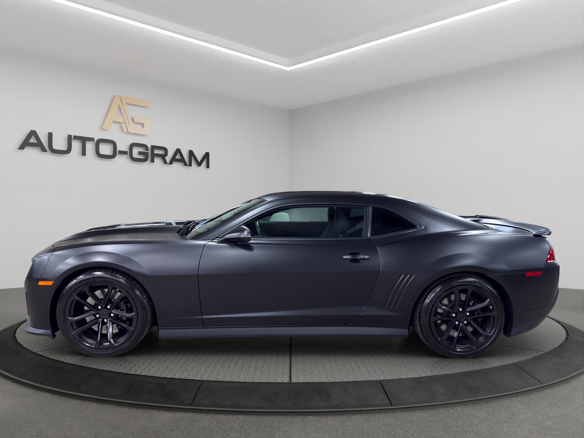 CHEVROLET Camaro ZL 1-showroom-element-1