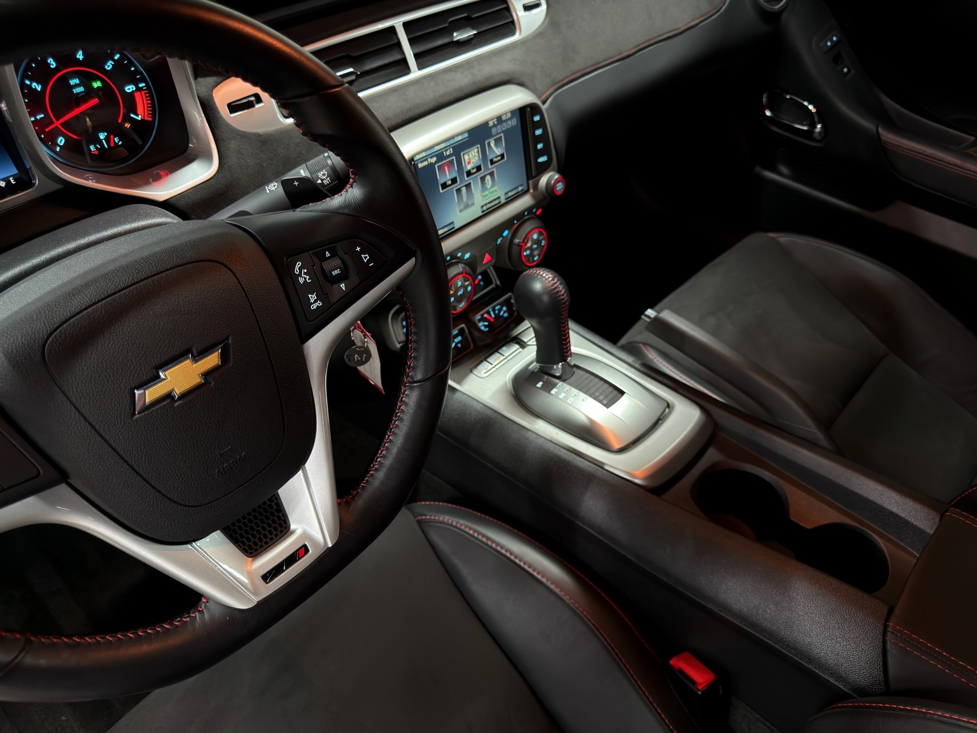 CHEVROLET Camaro ZL 1-image-19