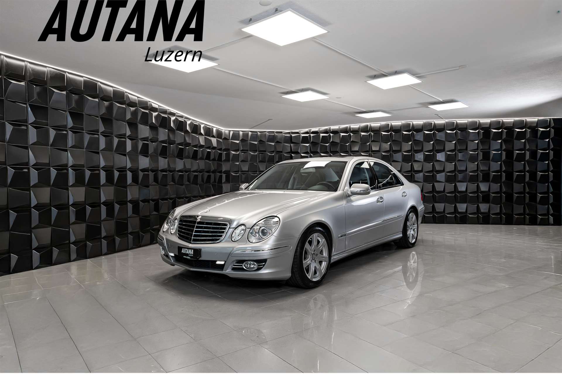 MERCEDES-BENZ E 350 CGI Avantgarde 7G-Tronic