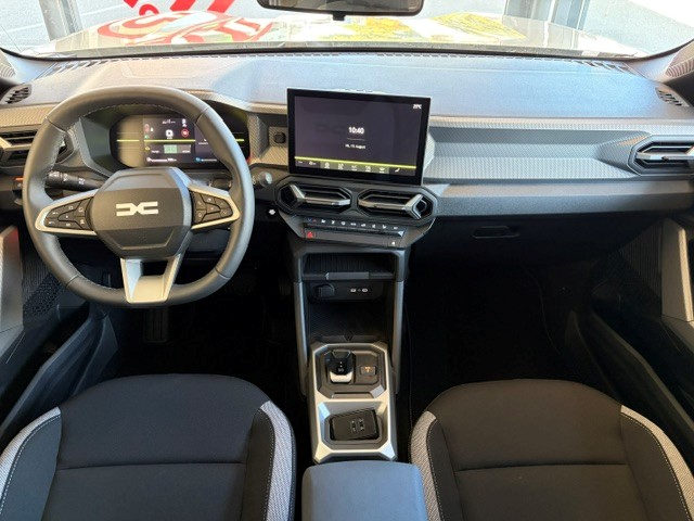 DACIA Duster HEV 155 Journey-image-8