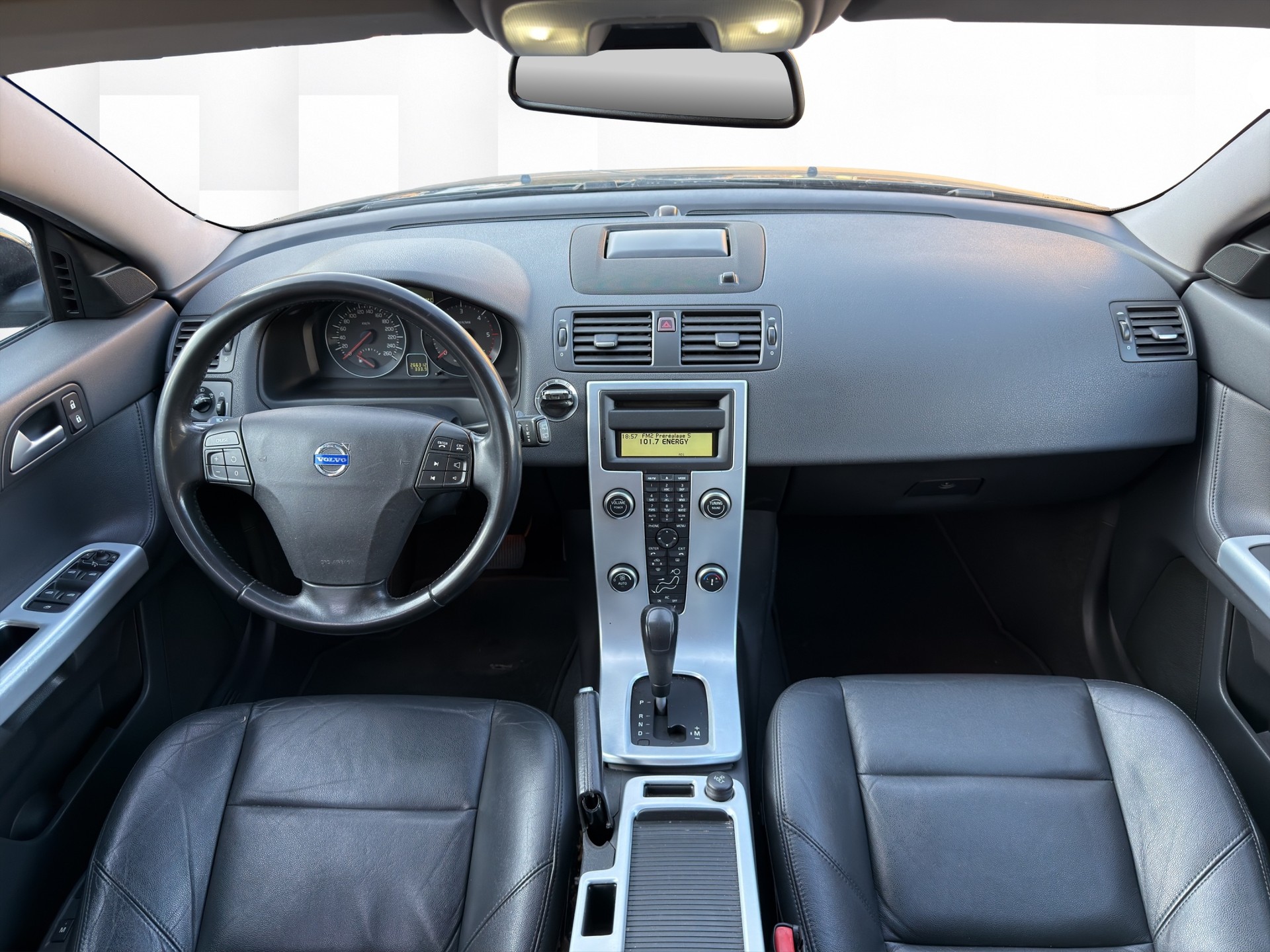 VOLVO V50 D5 Summum Geartronic-image-11