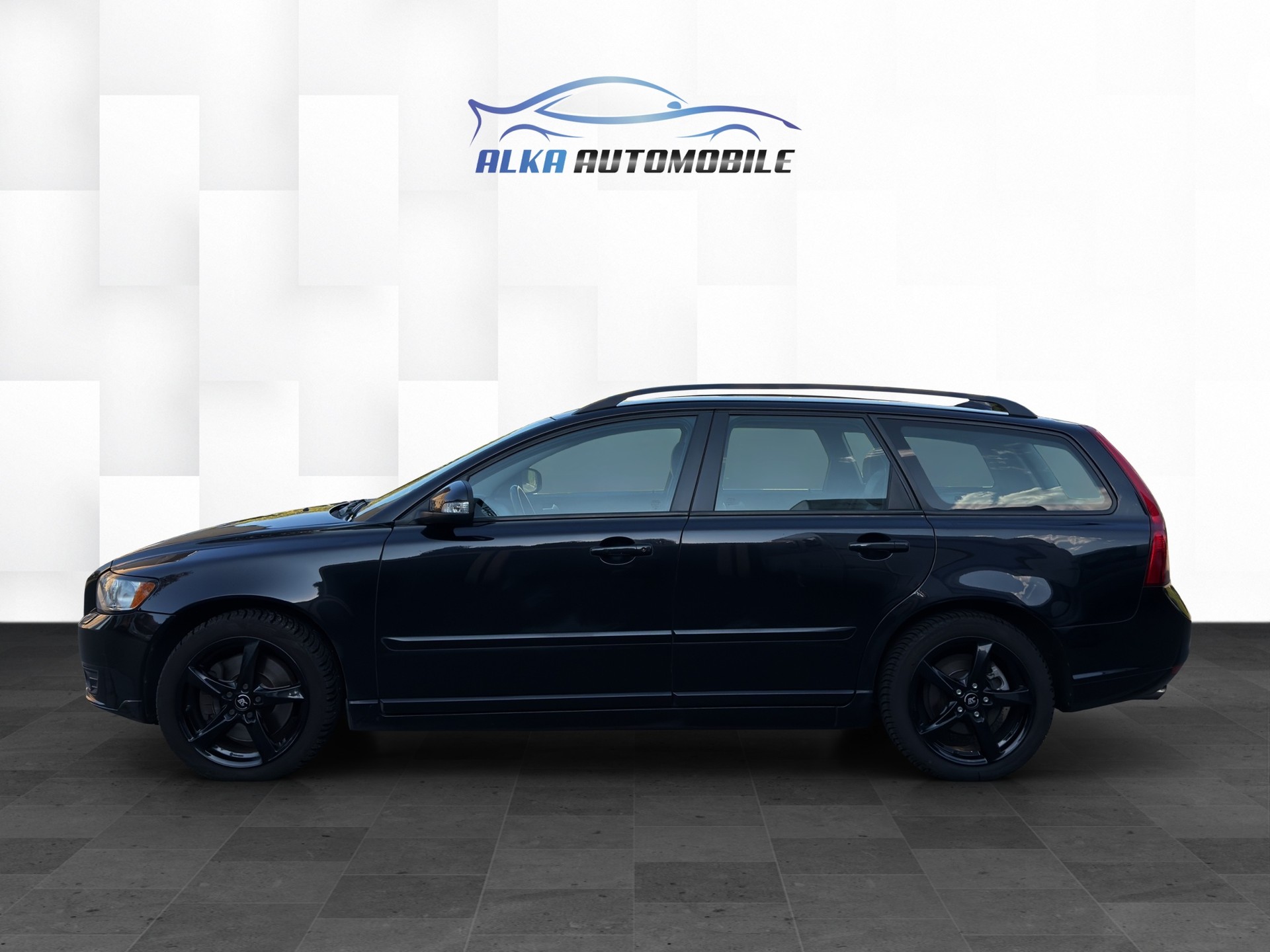 VOLVO V50 D5 Summum Geartronic-image-3