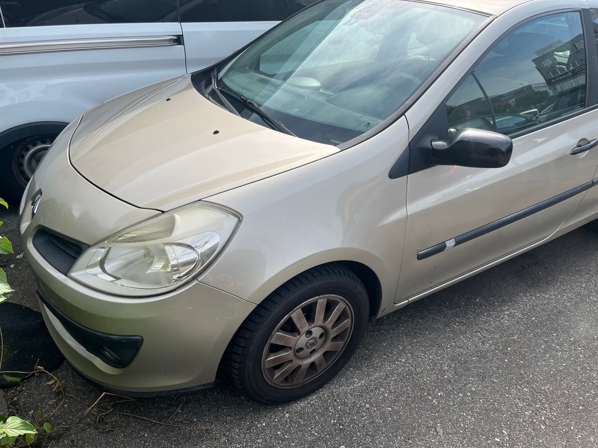 RENAULT Clio 1.6 16V Dynamique-image-0
