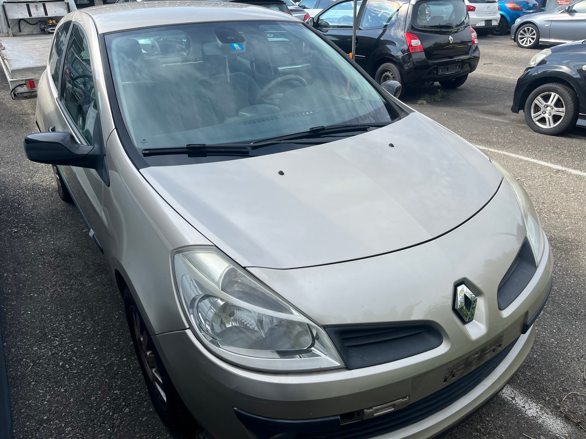 RENAULT Clio 1.6 16V Dynamique-image-2