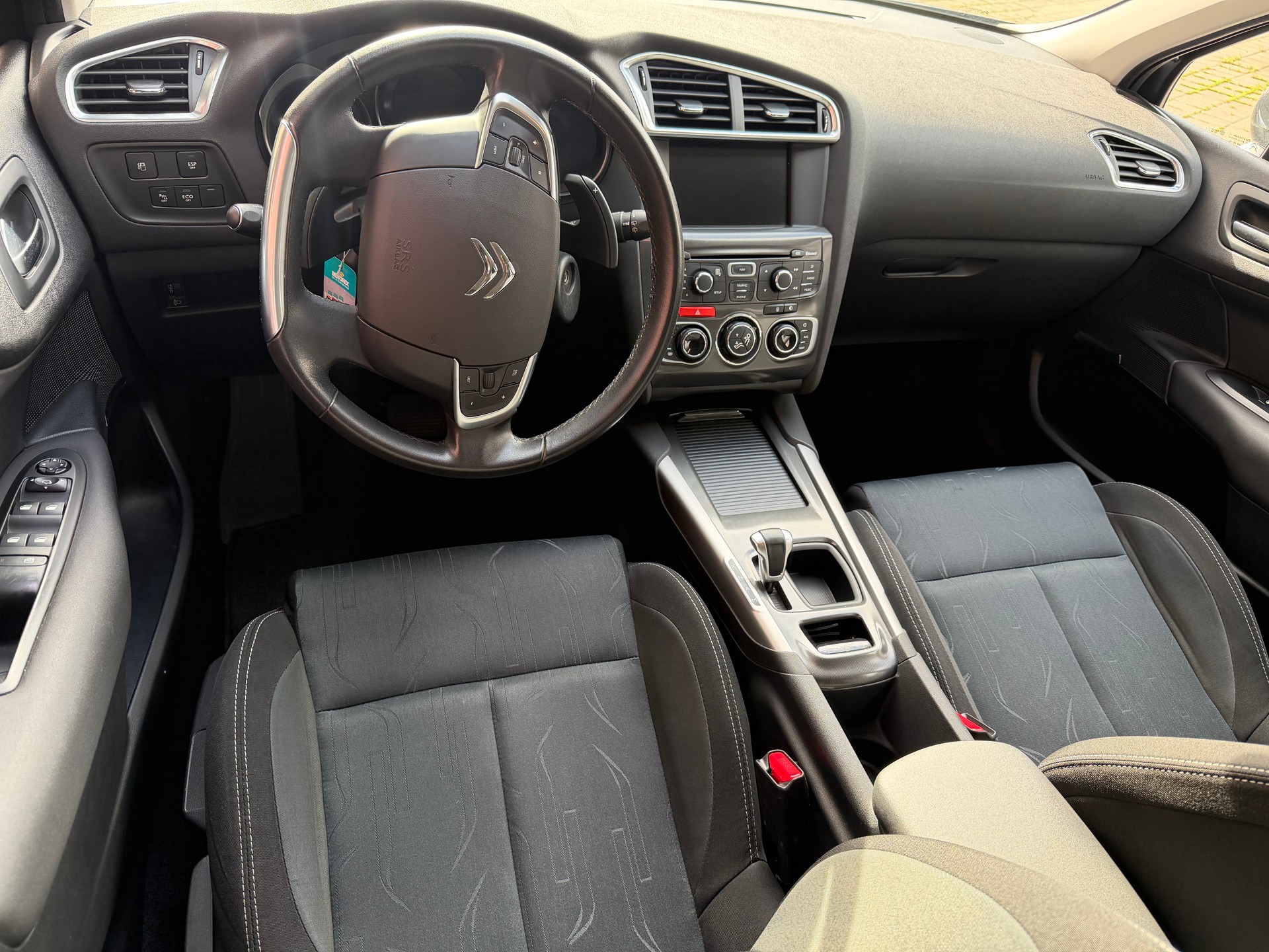 CITROEN C4 PICASSO-image-9