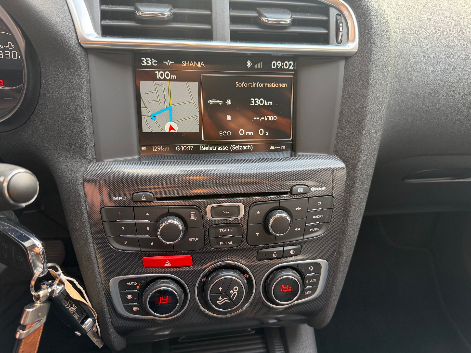 CITROEN C4 PICASSO-image-6