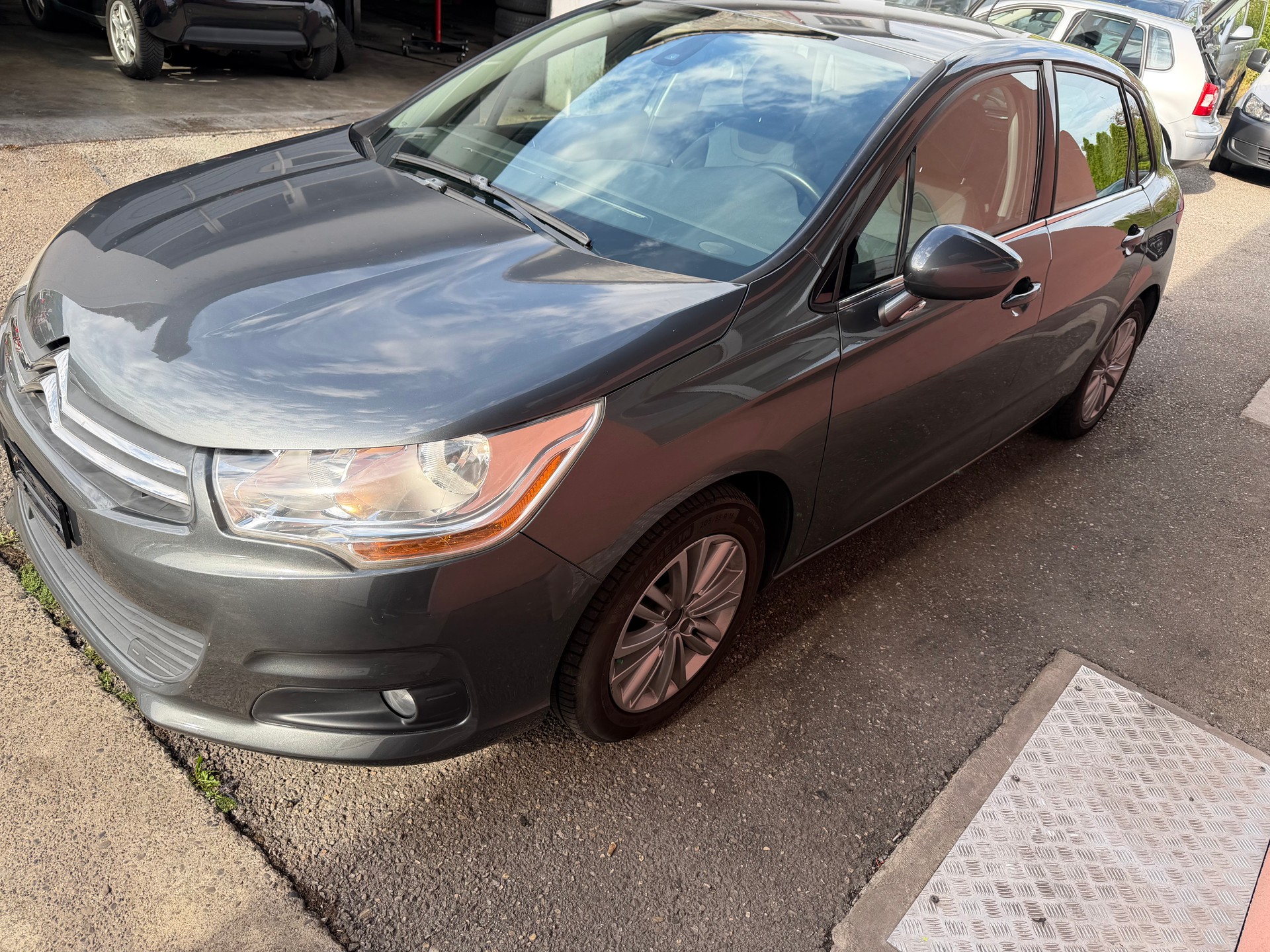 CITROEN C4 PICASSO-image-1