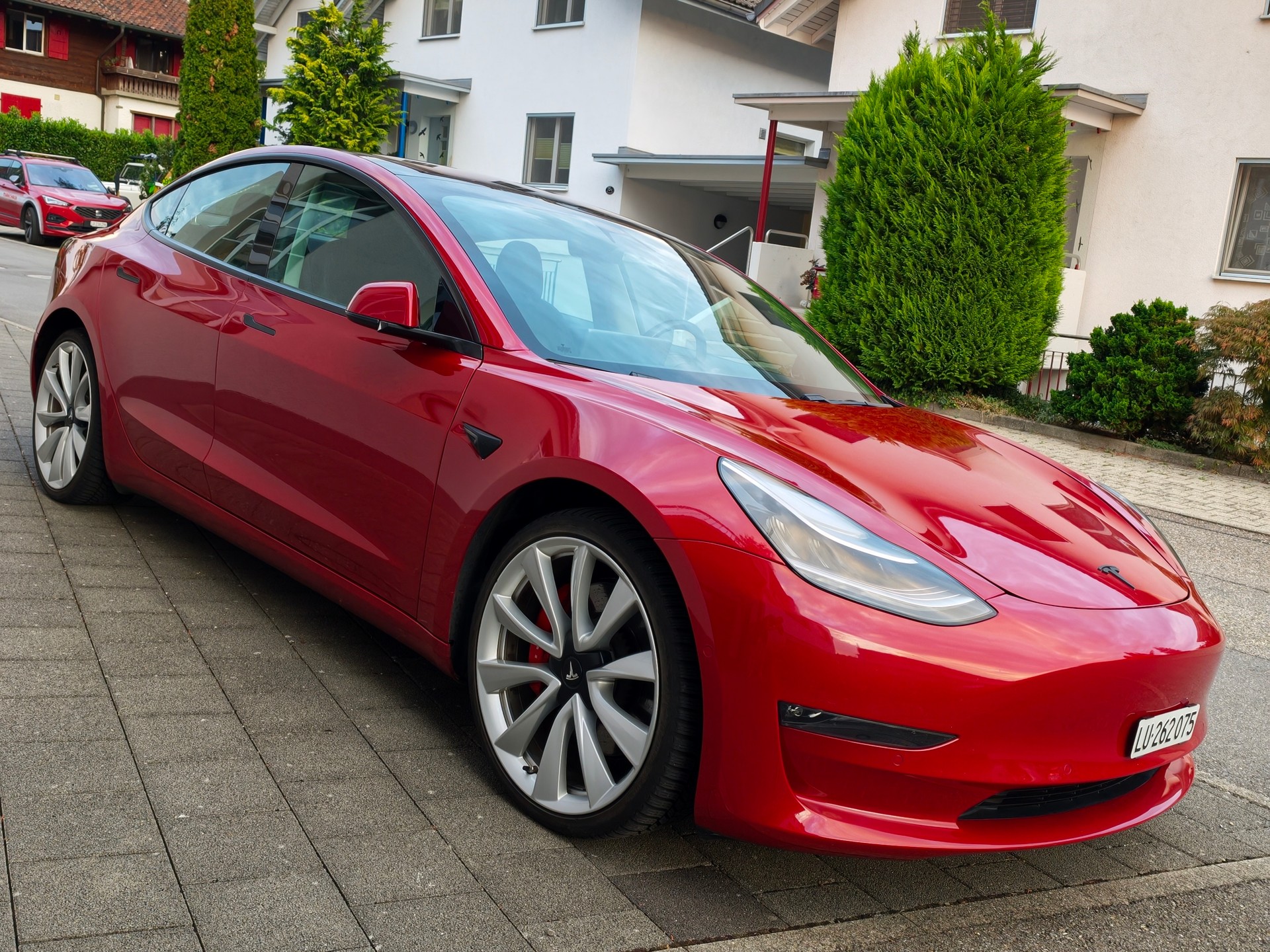 TESLA Performance D-image-4
