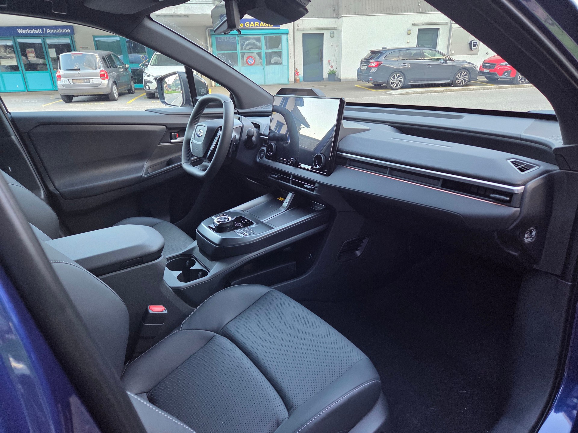 SUBARU Luxury-image-3
