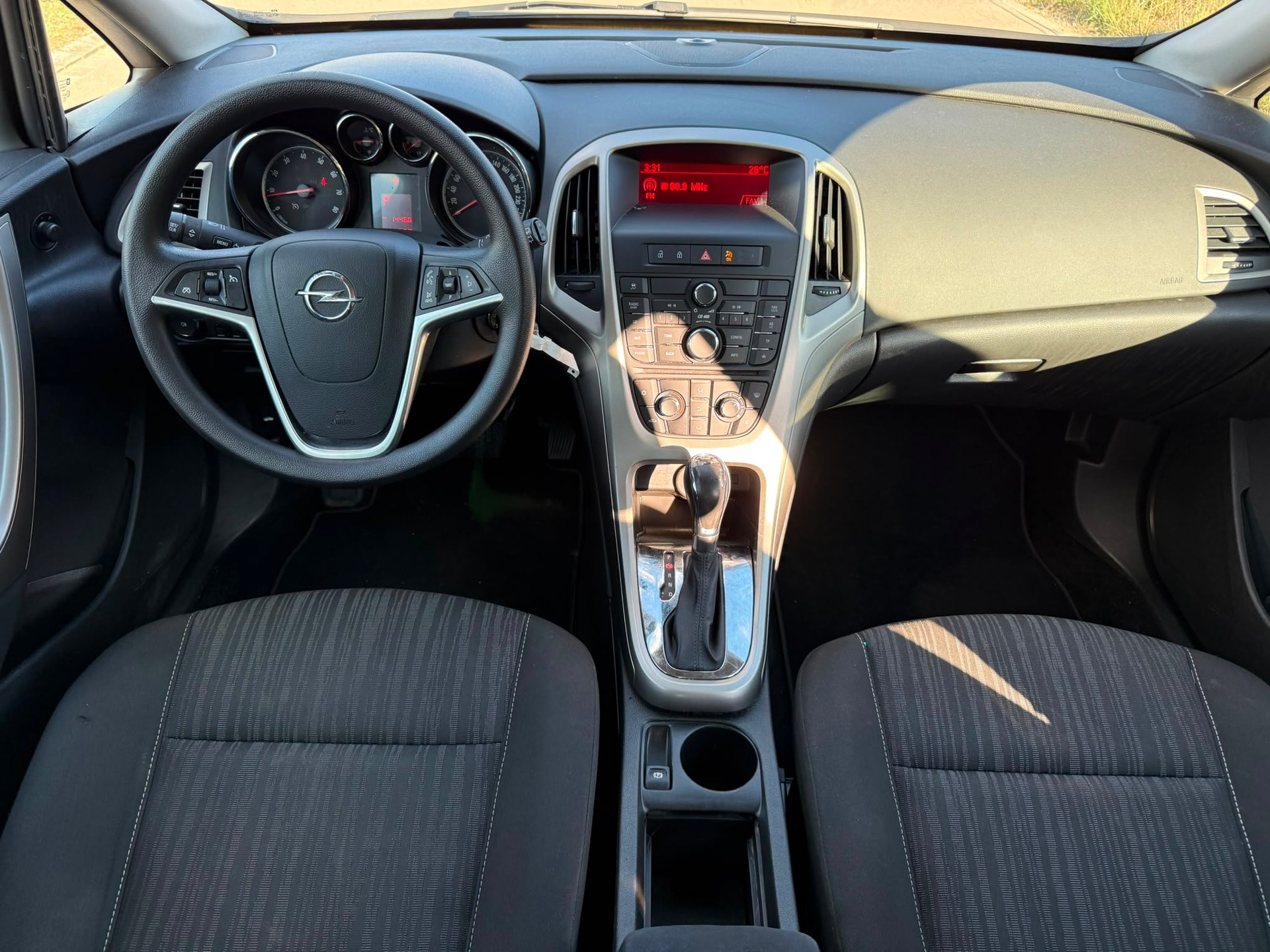 OPEL Astra 1.6i 16V Automatic-image-10