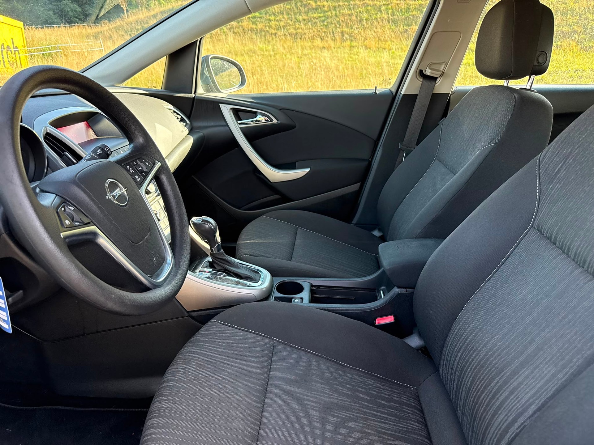 OPEL Astra 1.6i 16V Automatic-image-11