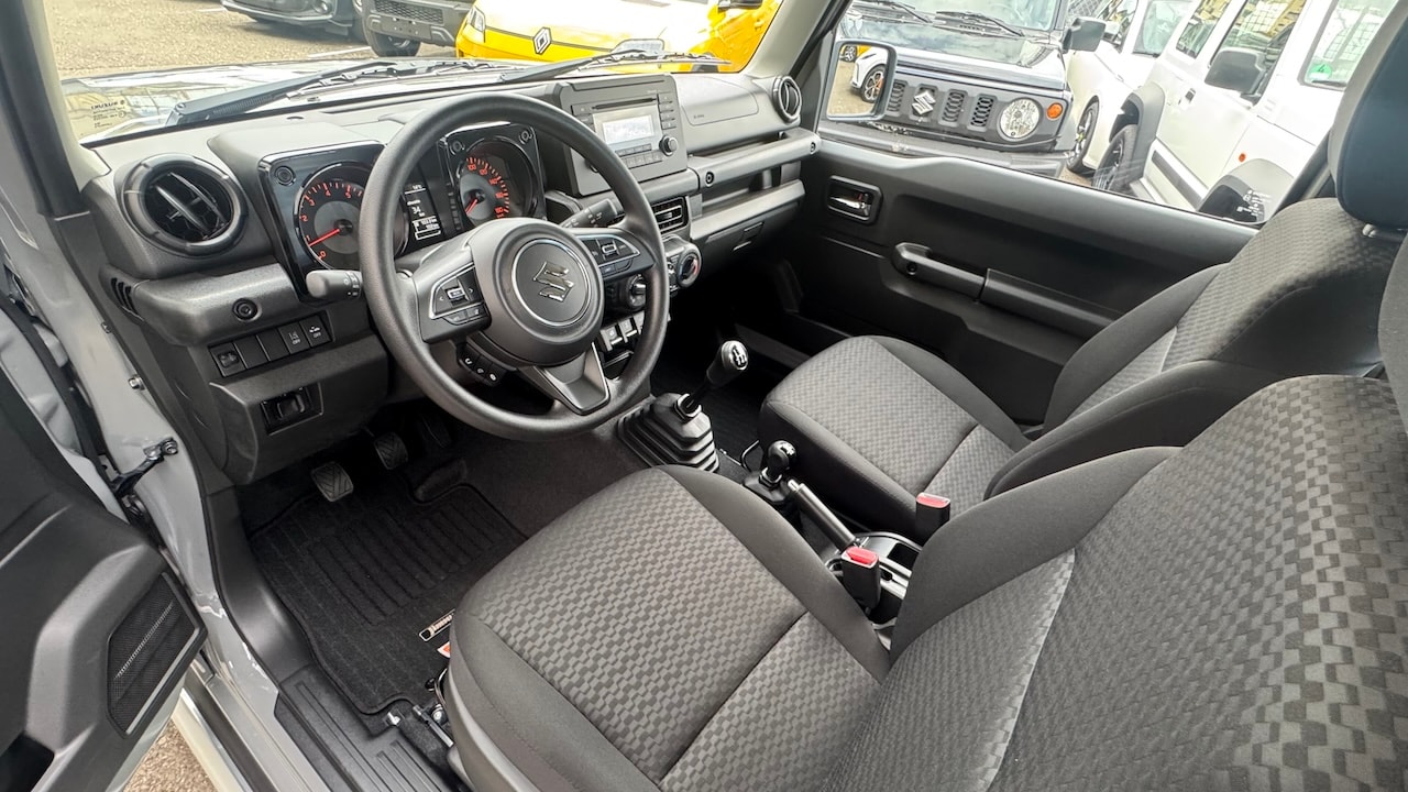 SUZUKI JIMNY 1.5 HORIZON EDITION 4x4 | 2 PLATZER | MANUEL-image-18