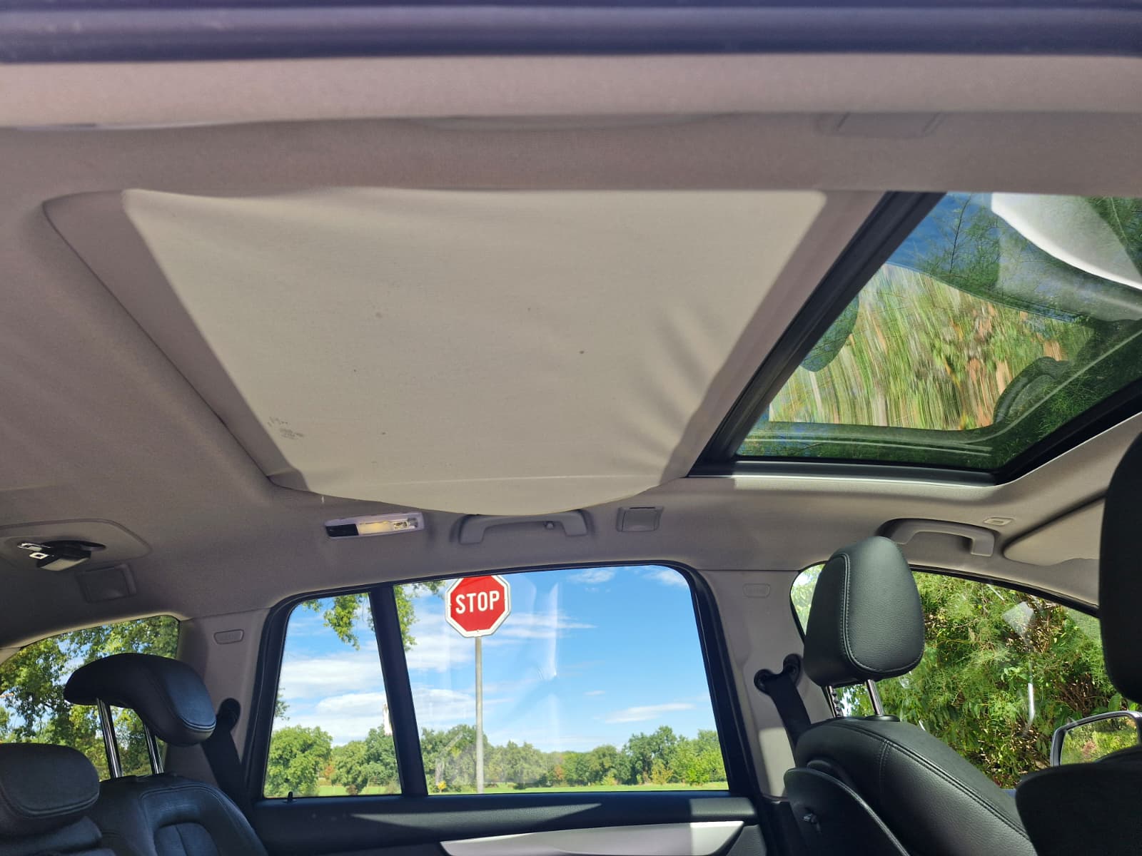 BMW 220i-image-6