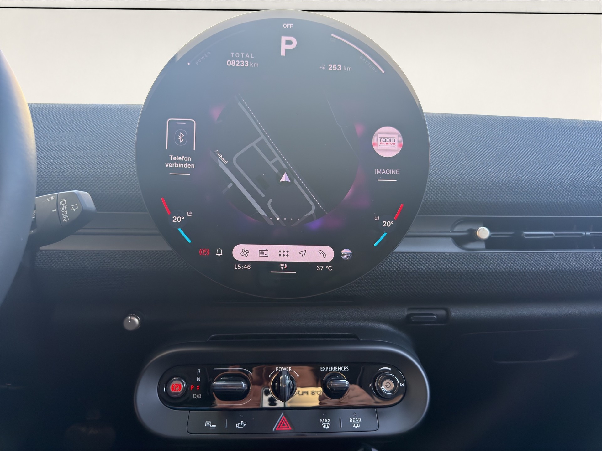 MINI Aceman E-image-13