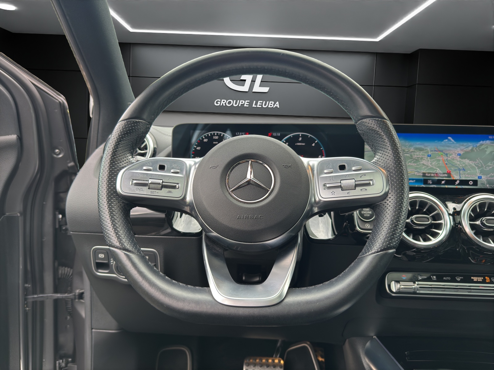 Image MERCEDES-BENZ B-220 B 220 d 4M Swiss Star