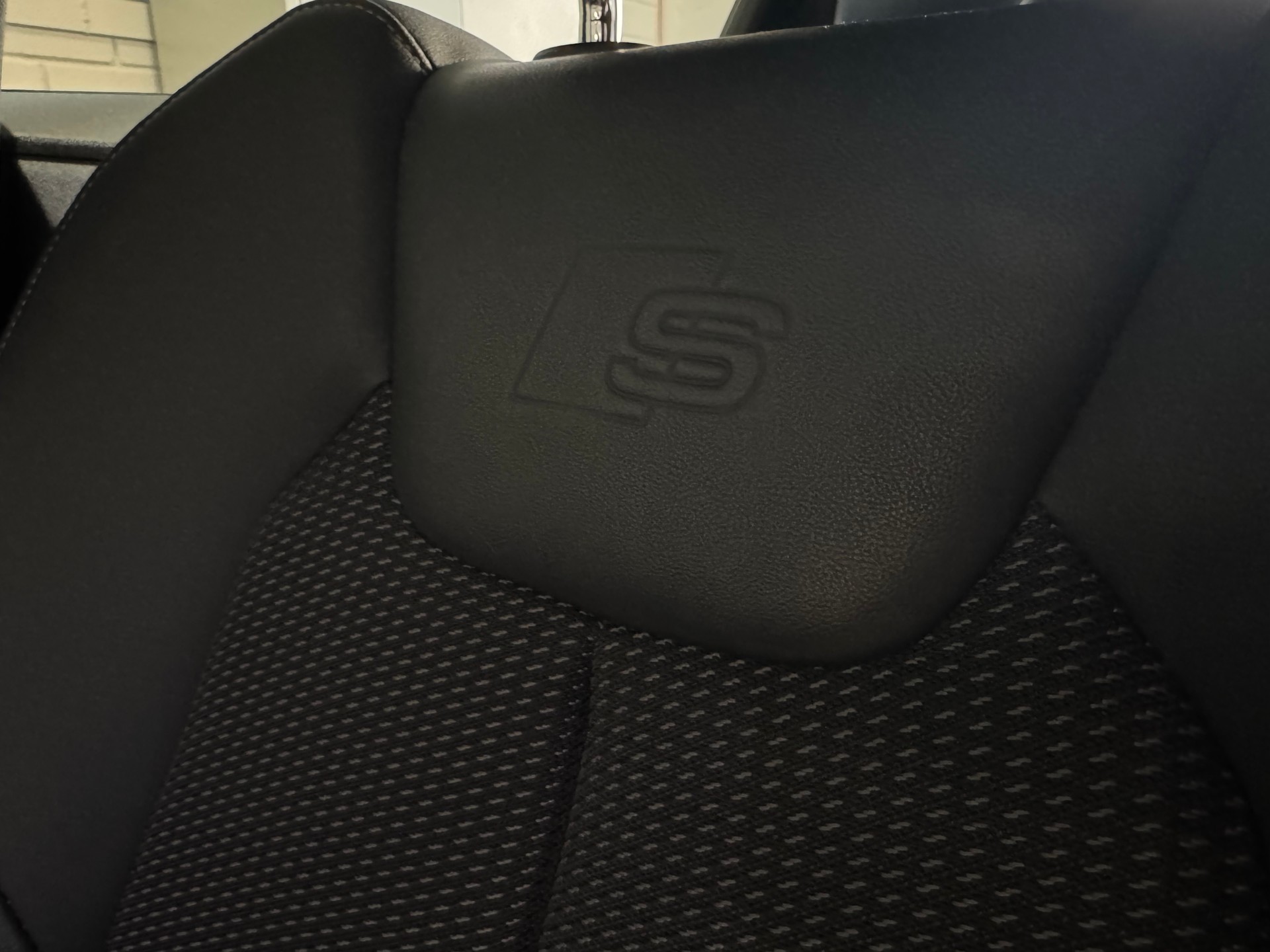 AUDI A1 Sportback 30 TFSI S Line S-tronic-image-13