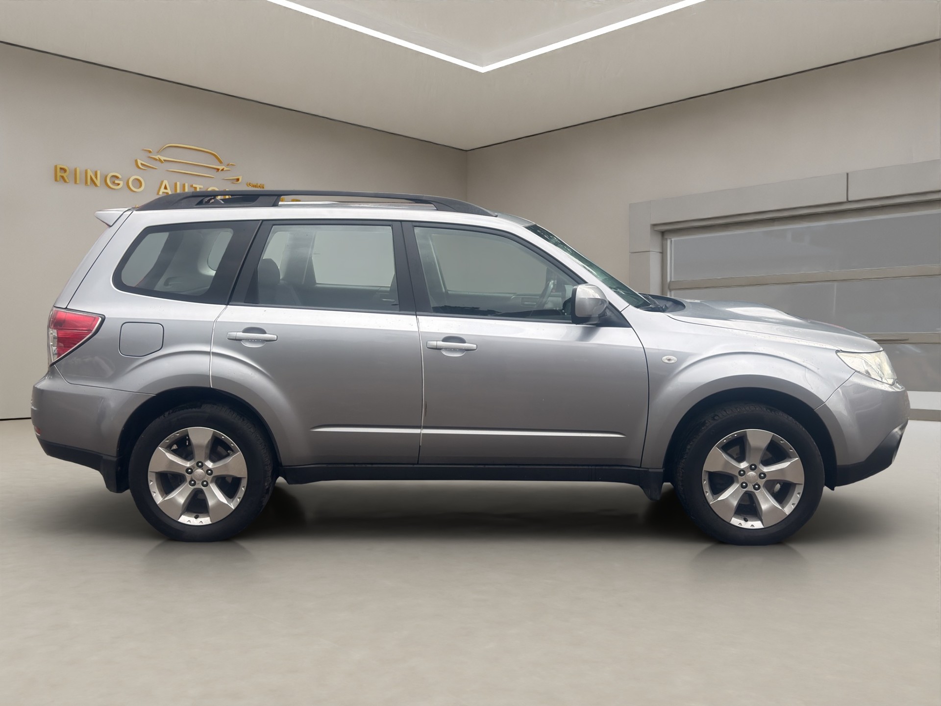 SUBARU Forester 2.0D XS Comfort-image-6
