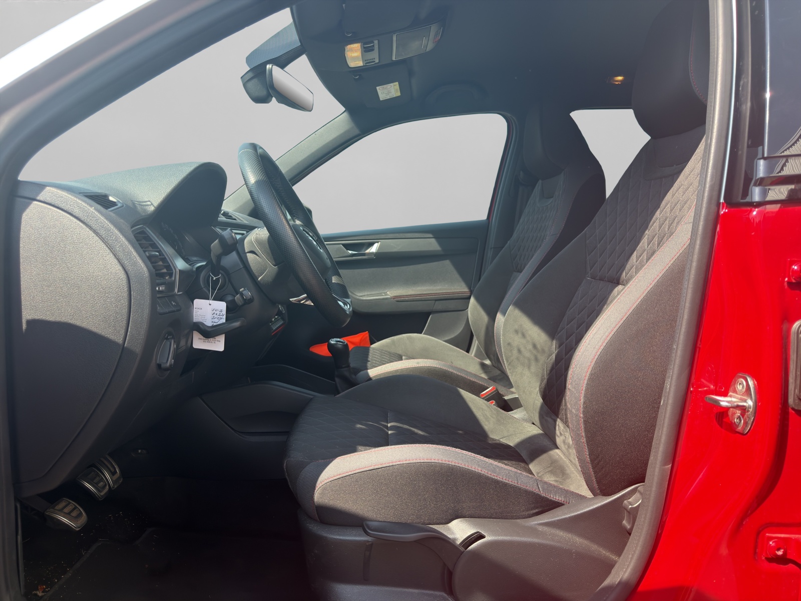 SKODA Fabia 1.0 TSI Monte Carlo-image-8