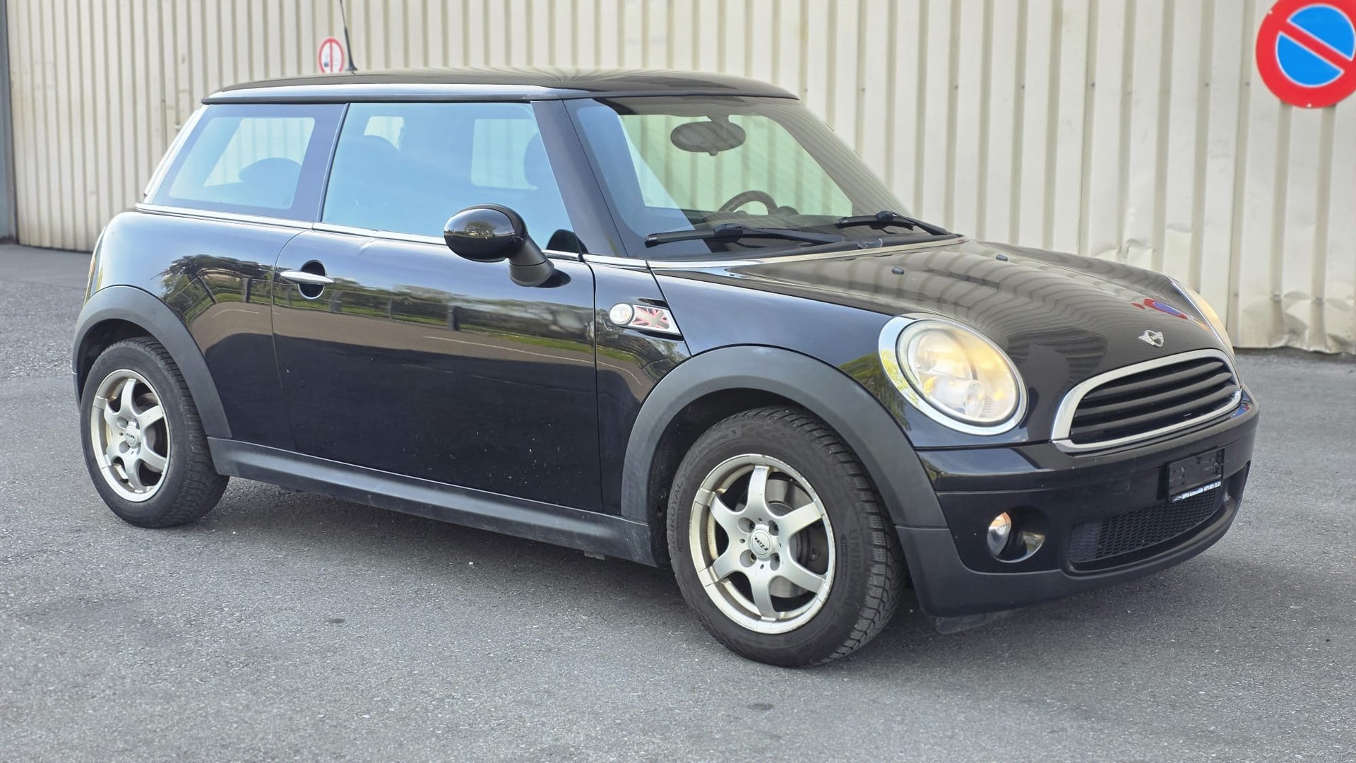 MINI One-image-1