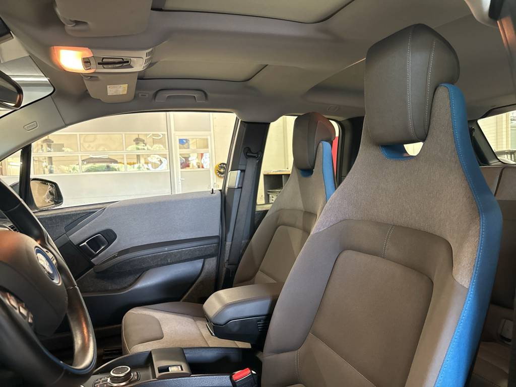 BMW i3 (120Ah) Fleet Edition-image-10