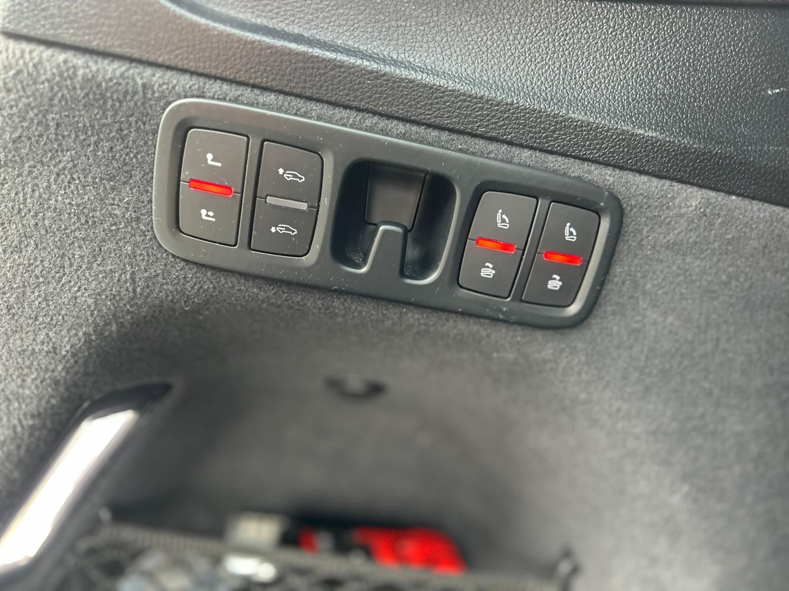 AUDI Q7 3.0 TDI quattro-image-13