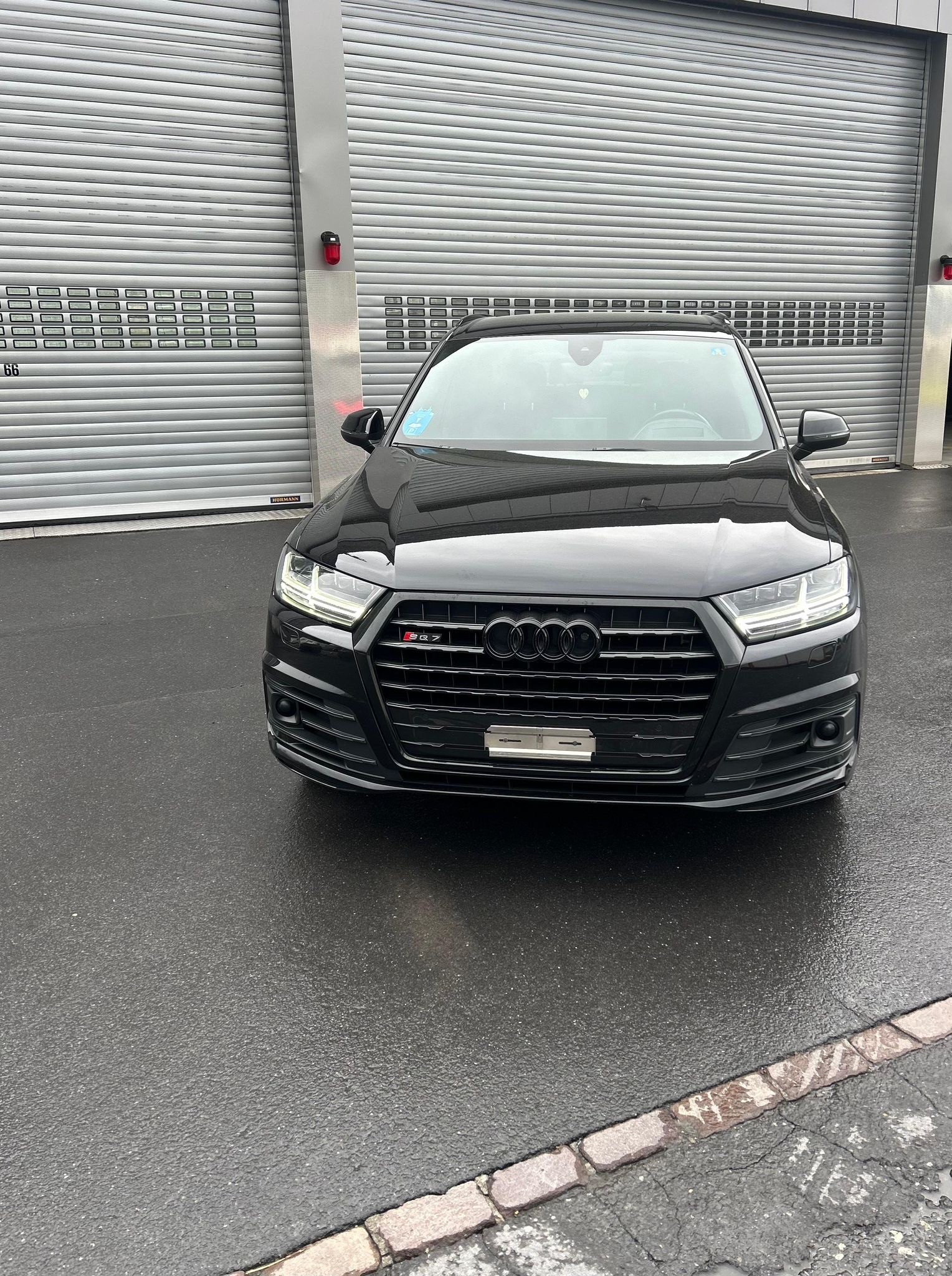 AUDI Q7 3.0 TDI quattro-image-5