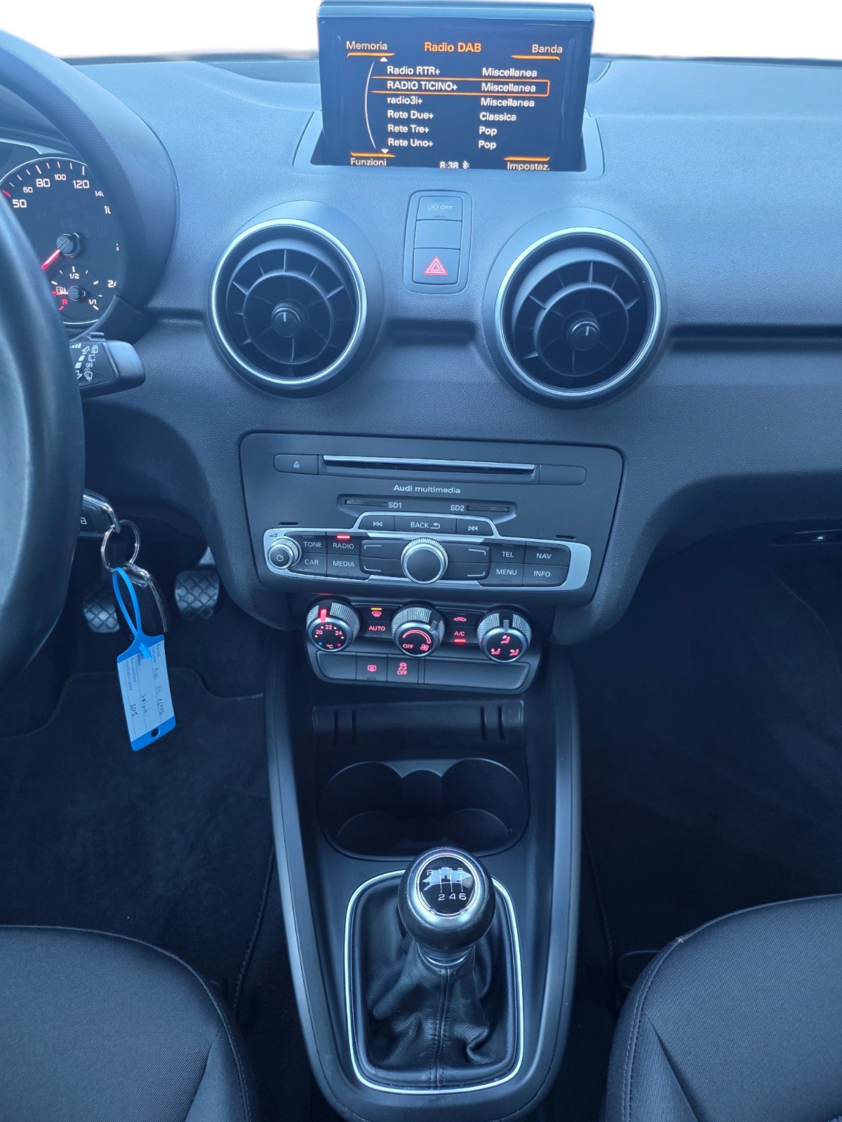 AUDI A1 Sportback 1.4 TFSI Sport-image-9