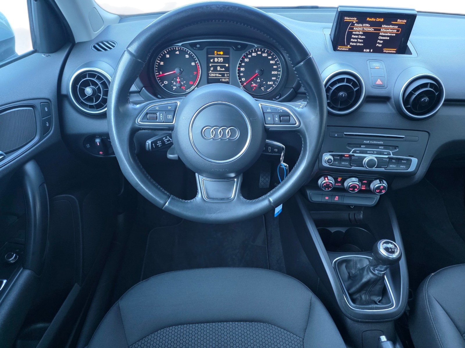 AUDI A1 Sportback 1.4 TFSI Sport-image-10
