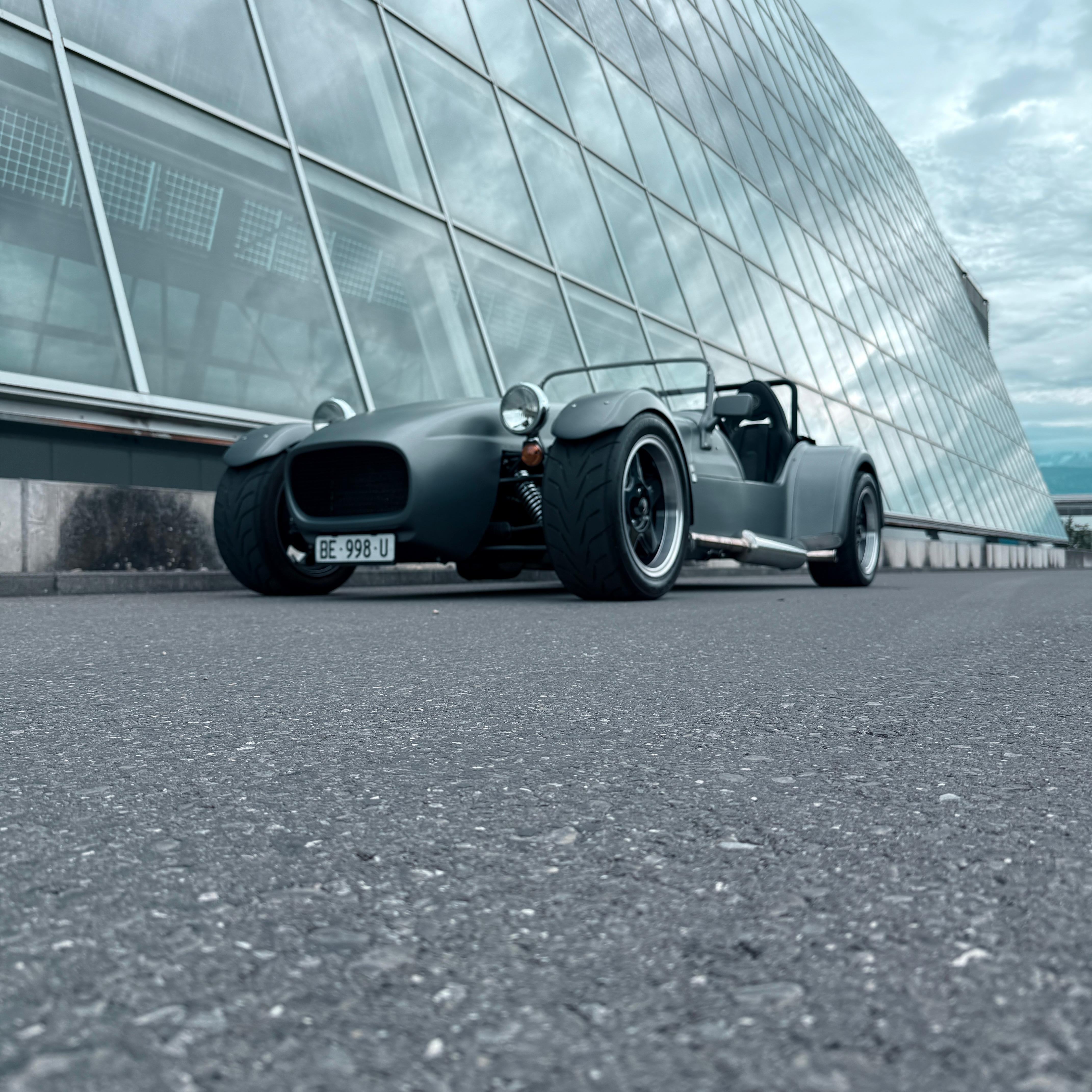 Car photo