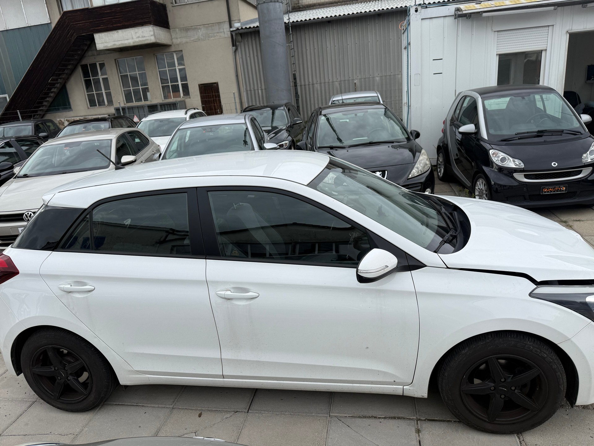 HYUNDAI i30 1.6 GDI Origo-image-3
