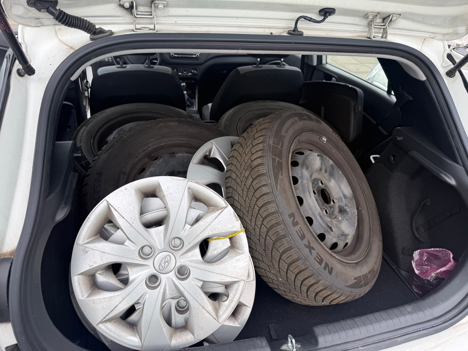HYUNDAI i30 1.6 GDI Origo-image-12