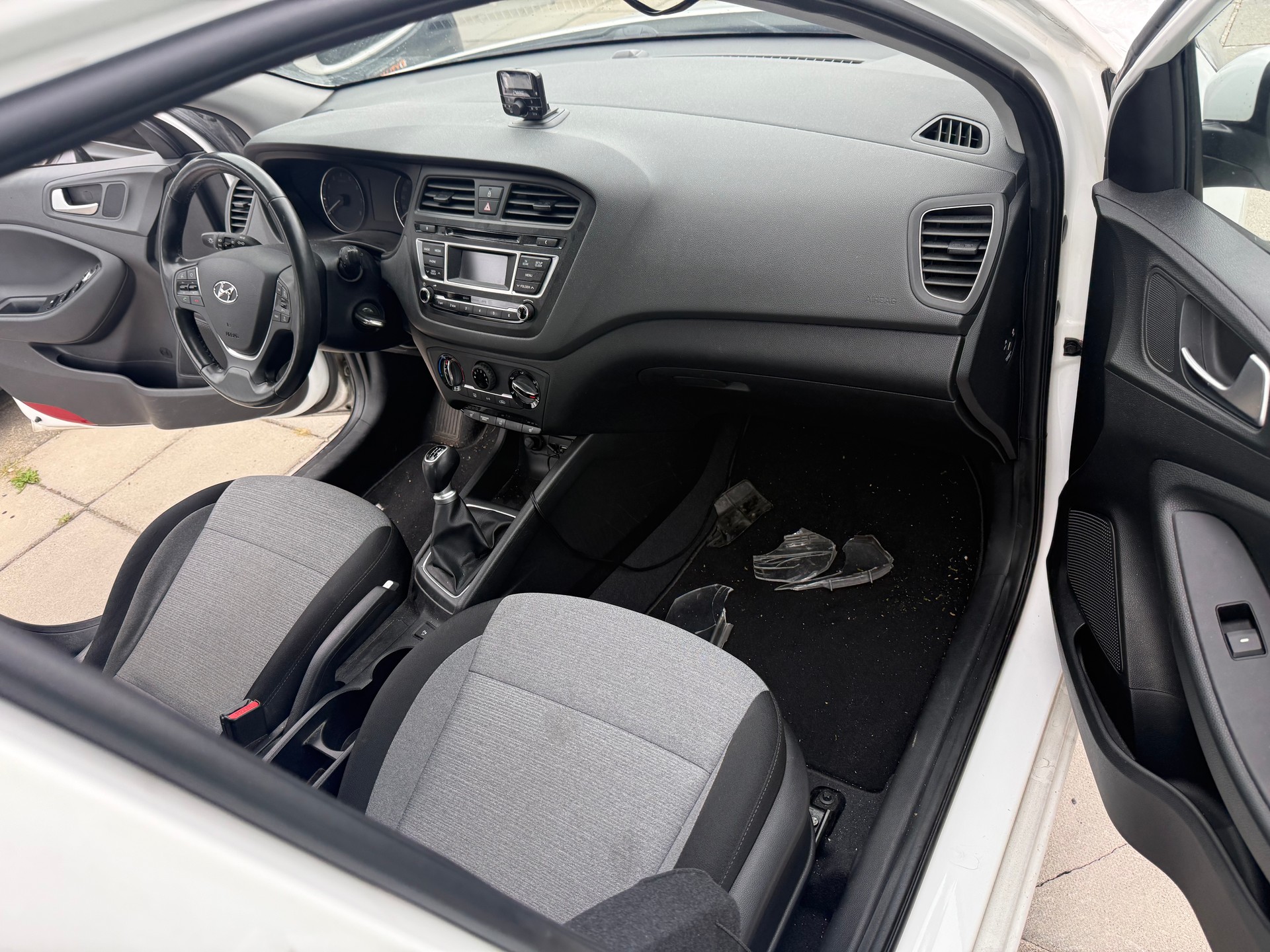 HYUNDAI i30 1.6 GDI Origo-image-7