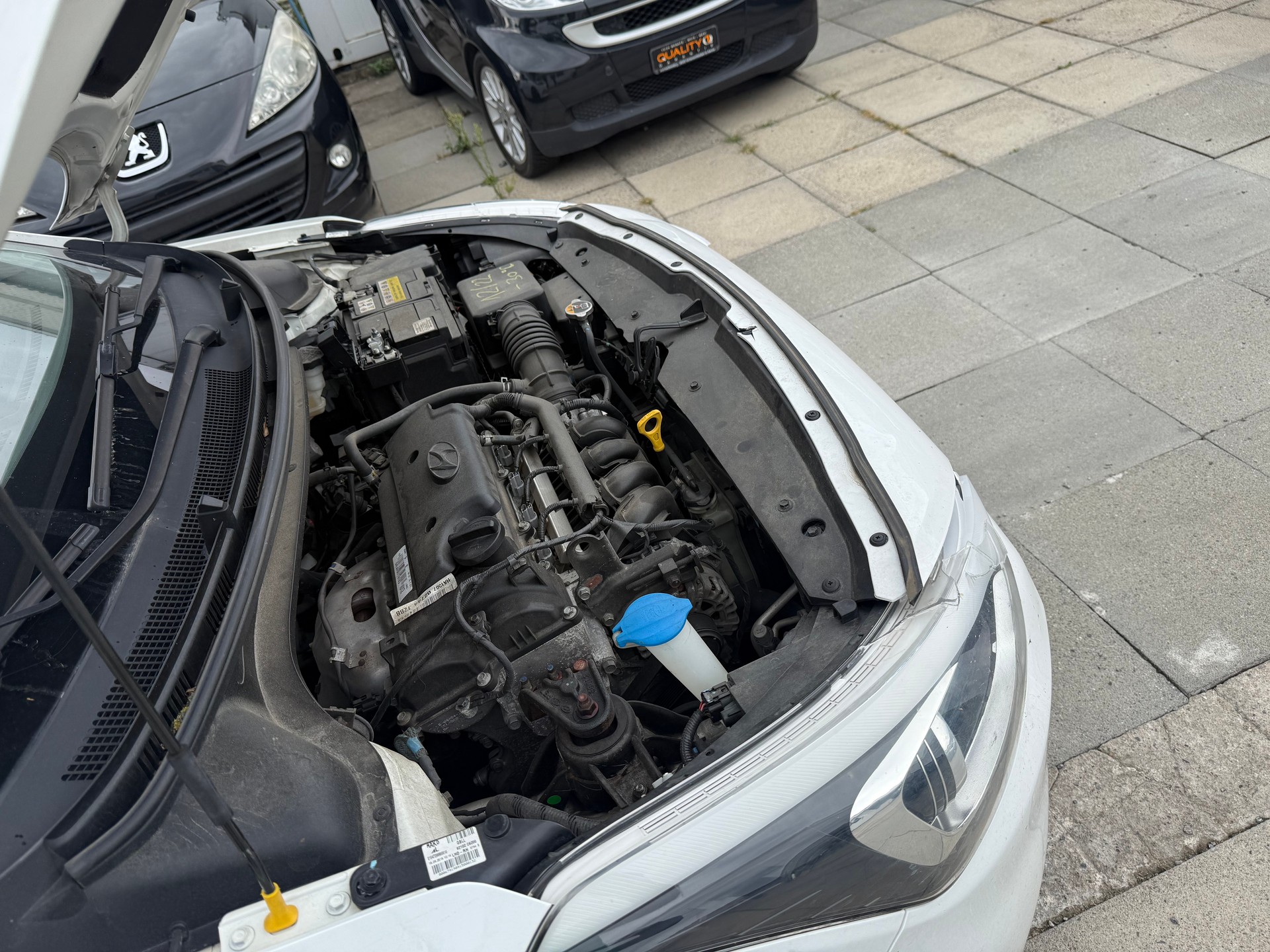 HYUNDAI i30 1.6 GDI Origo-image-11