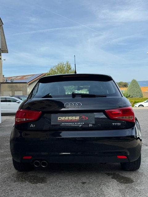 AUDI A1 Sportback 1.4 TFSI Ambition S-tronic-image-5