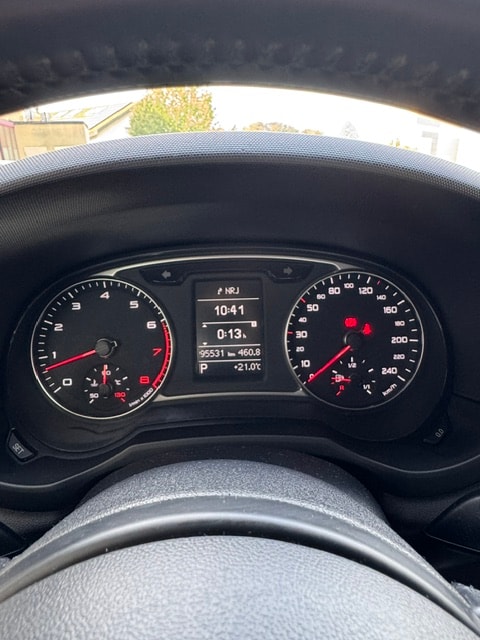 AUDI A1 Sportback 1.4 TFSI Ambition S-tronic-image-11