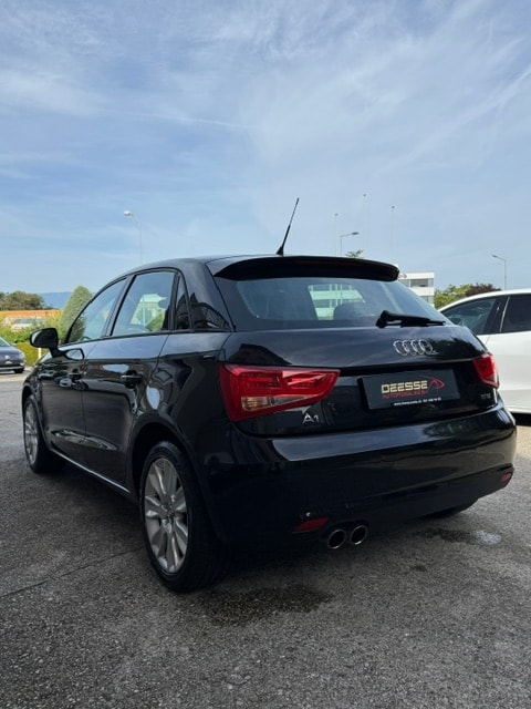 AUDI A1 Sportback 1.4 TFSI Ambition S-tronic-image-3